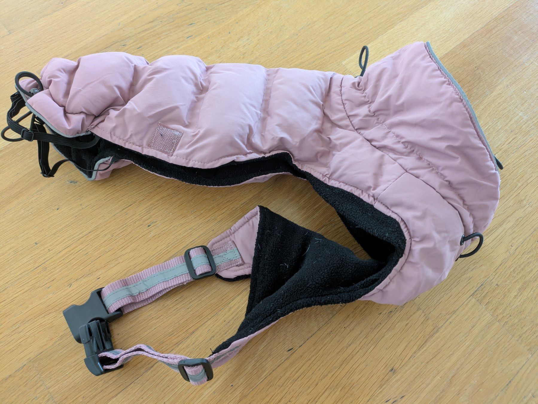 Abbigliamento: Hundemantel von AniOne – Usato da Rorbas venduto da nin_2kwx