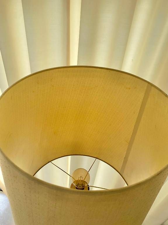 Lampenschirme: 2x grosse Lampenschirme, Stoff creme/beige – Gebraucht aus Meierskappel von starrla 1