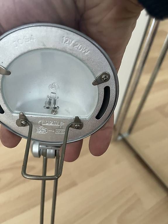 Lampen: Designer Tischlampe  – Gebraucht aus Zürich von hep_yb5n 3