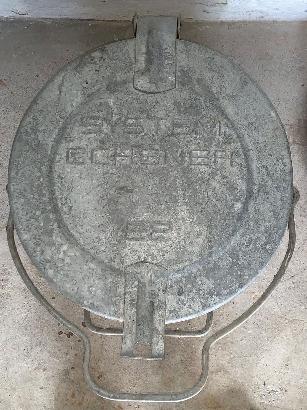 Ochsner Abfalleimer: Patent Ochsner System Ochnser Kübel Metall Eimer mit Deckel – Gebraucht aus Rickenbach SZ von Frickler 1