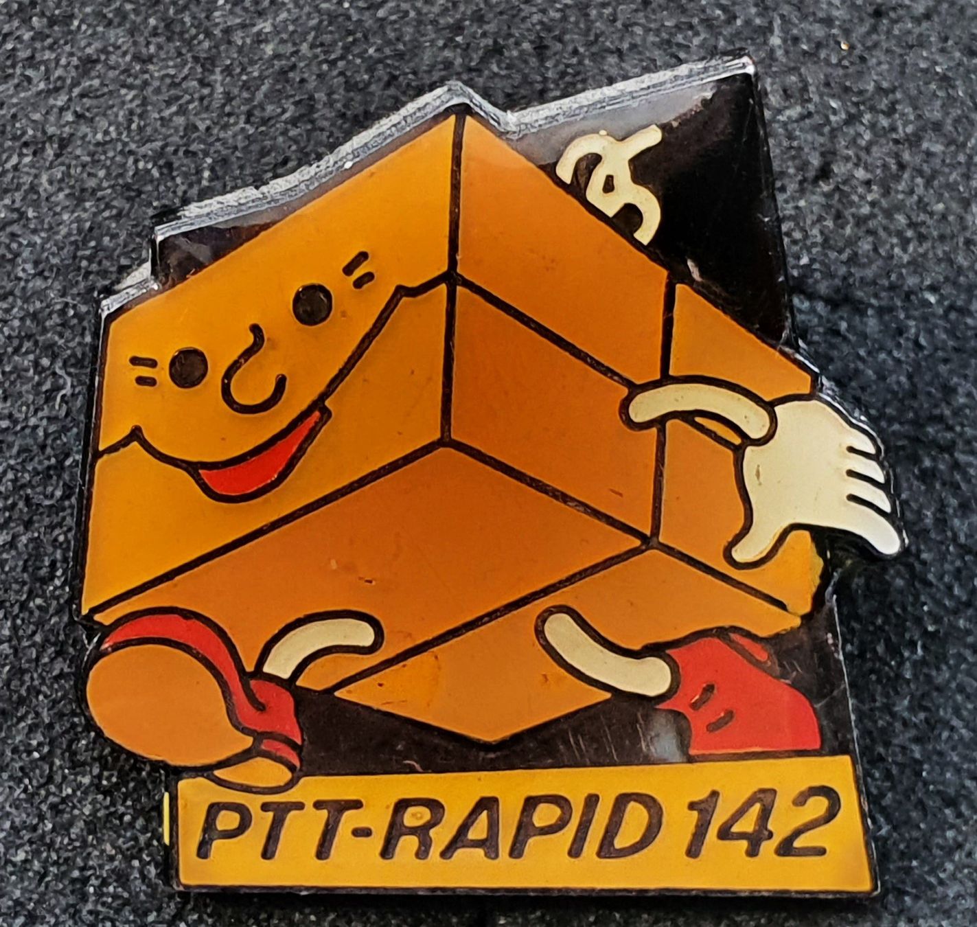 Placchette & Badge: CC555 - Pin Die Post PTT - Rapid 142 Paket – Usato da Reinach BL venduto da Boston-Verkauf