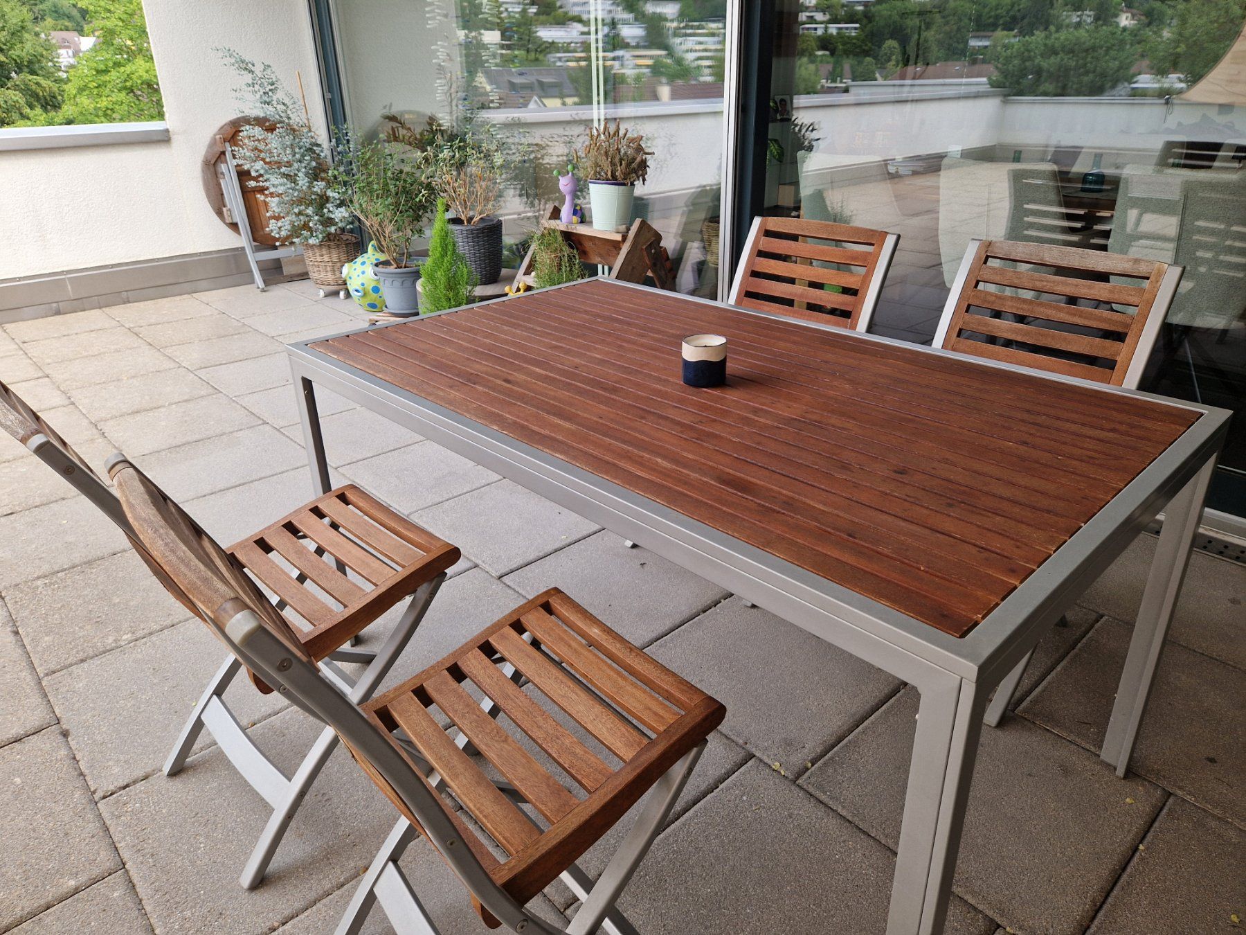 Set di tavolo e panche: Gartentisch Set mit 4 Stühlen – Usato da Wettingen venduto da kruemi 1