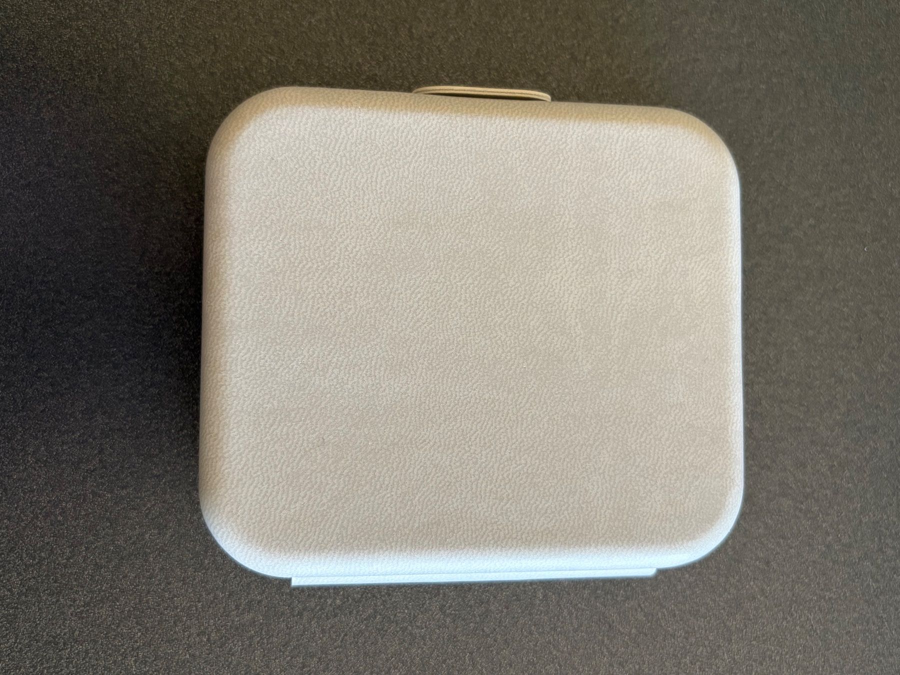 Xtorm Caricabatterie: Xtorm Wireless Travelling Charger – Usato da Aesch BL venduto da morris_bsr 2