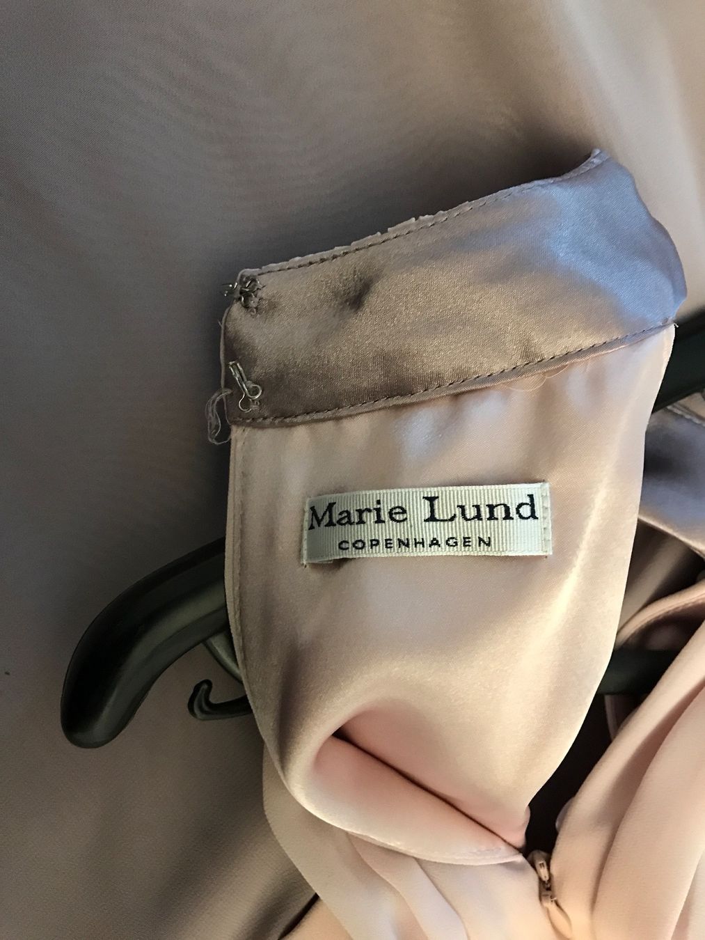 Robes: Abendkleid – D'occasion à Niederglatt ZH par Mary102 4
