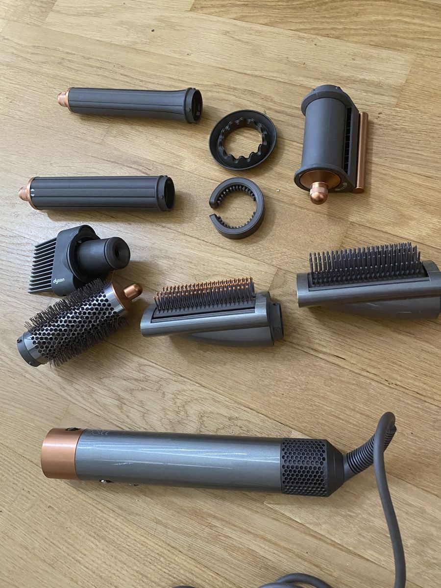 Dyson Sèche-cheveux: Dyson Airwrap WIE NEU! Complete Multi-Haarstyler – Neuf (Voir description) à Laufen par Miro11a 1