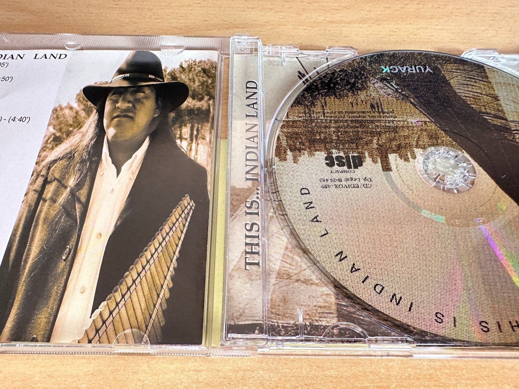 CDs: Yurack - This Is.. . Indian Land – Gebraucht aus Rikon im Tösstal von Alpenmutz 2
