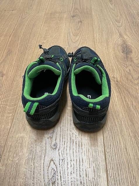 Scarpe per ragazzi: Trekkingschuhe Gr 32 – Usato da Pfäffikon Sz venduto da alar 3