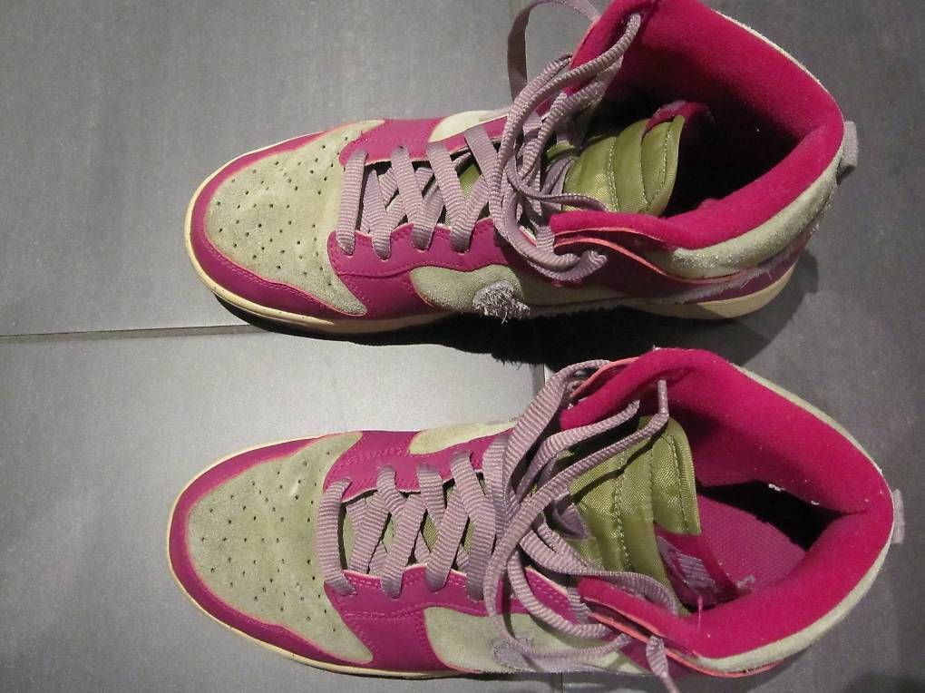Nike Scarpe da donna: Nike Dunk High Dynamic Berry Sneakers – Usato da Steinhausen venduto da ladisci 3
