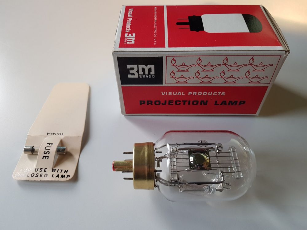 Lampe De Projecteur Poxtedsr NP07LP - Compatible NEC NP300, NP510WS, NP600, Etc. - Durée De Vie 3000/4200 Heures