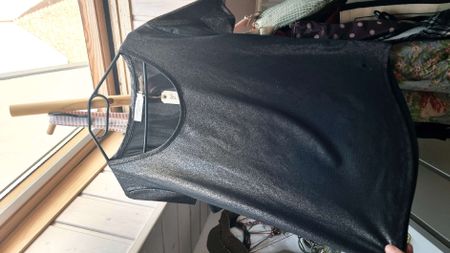 T-shirt scintillant noir LA PETITE ÉTOILE 🌟