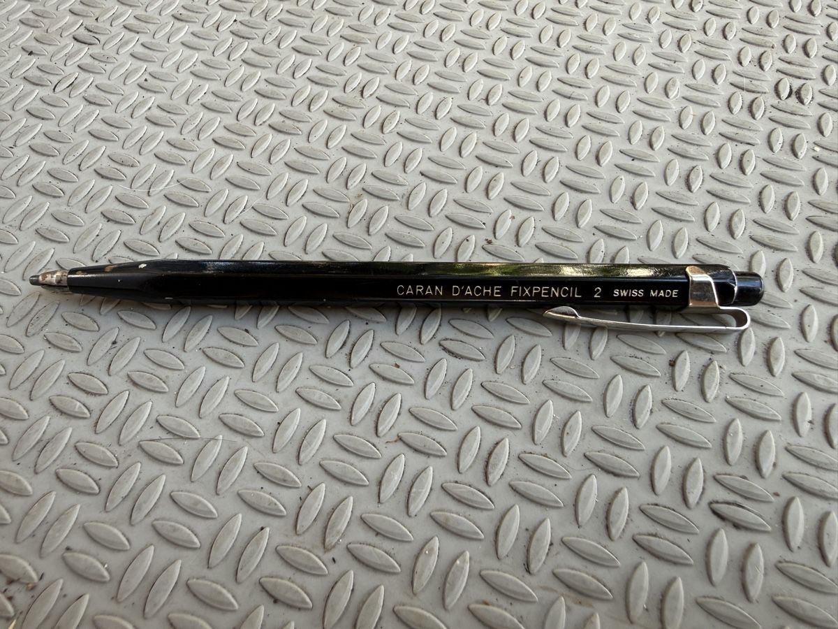 Caran D'Ache Matite, matite colorate & gessi: caran d‘ache fixpencil 2 altes modell – Usato da Frauenfeld venduto da Camel16
