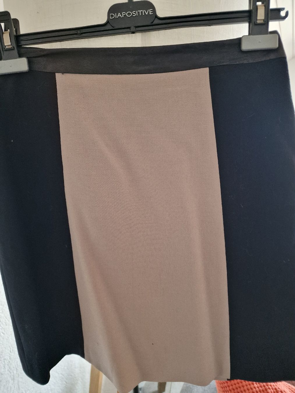 Gonne: jupe droite de la marque maison 123 – Nuovo (secondo la descrizione) da Cheseaux sur Lausanne venduto da pan_skd5 1