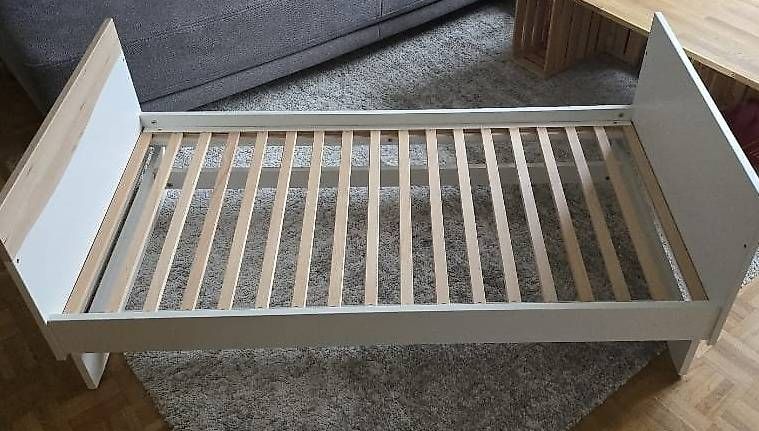 Geuther Betten: Geuther Kinderbett verstellbar – Neu (gemäss Beschreibung) aus Fislisbach von anouk85