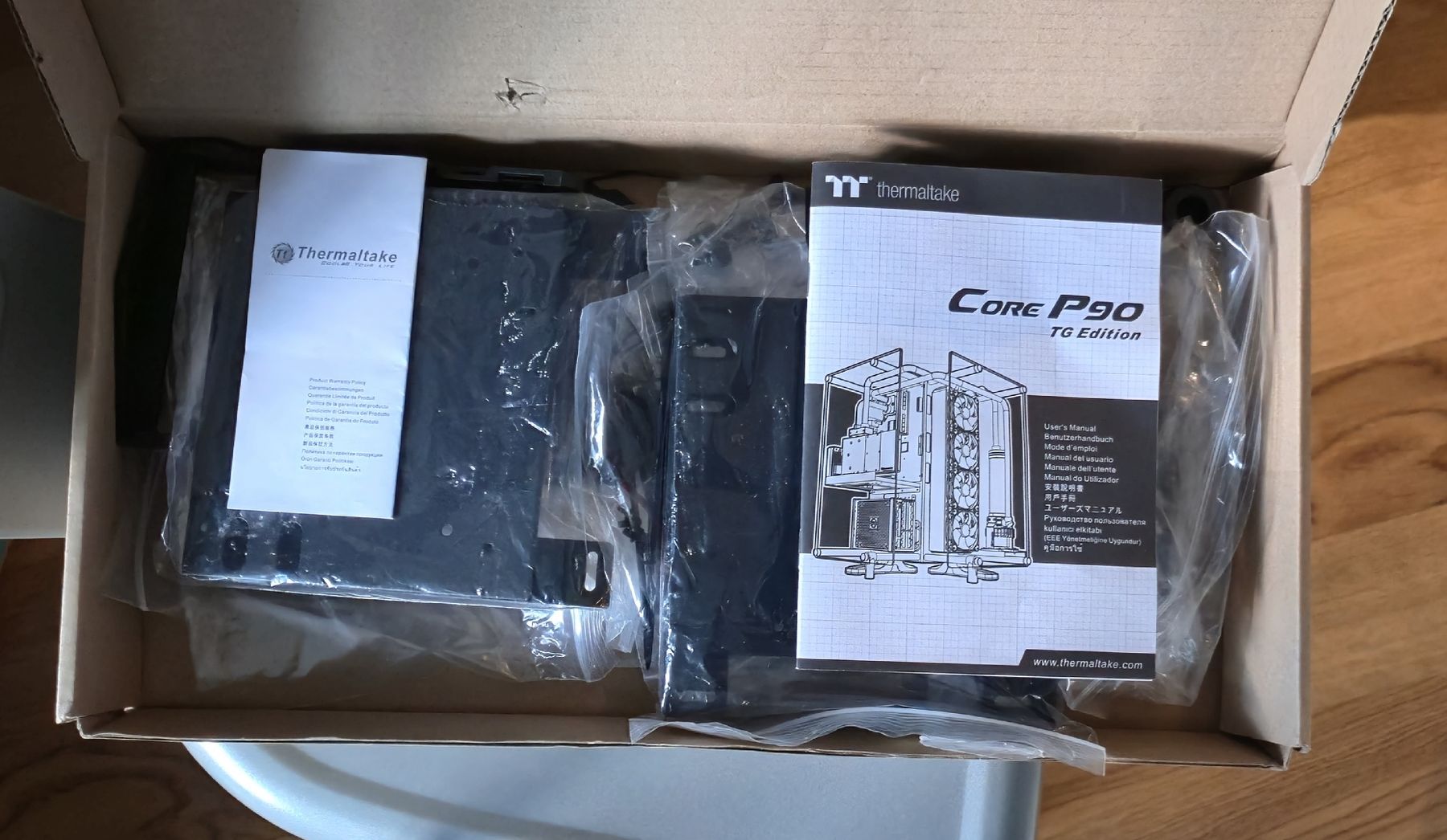 Thermaltake Gehäuse: Boitier PC - Thermaltake CORE P9O – Gebraucht aus Genève von CRDNX 1
