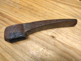 Antike Geschmiedete Hacke um 1870 Werkzeug Schmied  Werkzeug