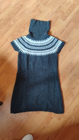 Strickkleid H&M, Rollkragen, Grösse S&M
