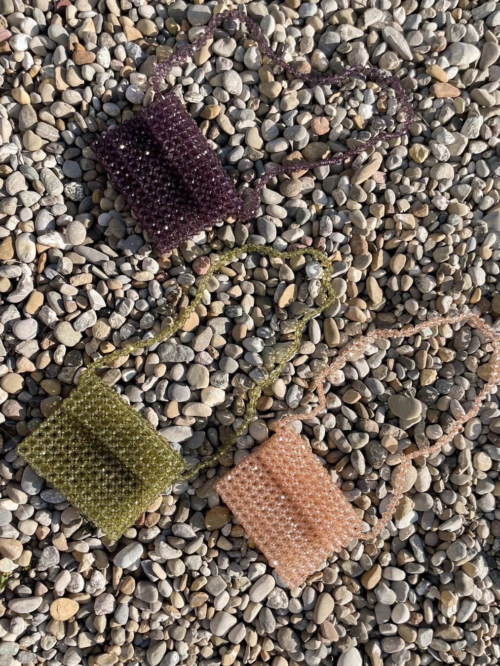 Sacs: Studio Seven Perlen Tasche Aubergine - Handmade – Neuf avec emballage d'origine à Zell ZH par arizona8 5