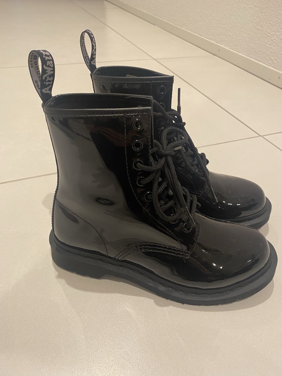Dr. Martens Scarpe da donna: Dr. Martens Glanzoptik – Nuovo (secondo la descrizione) da Oberlunkhofen venduto da stefaniesofia_
