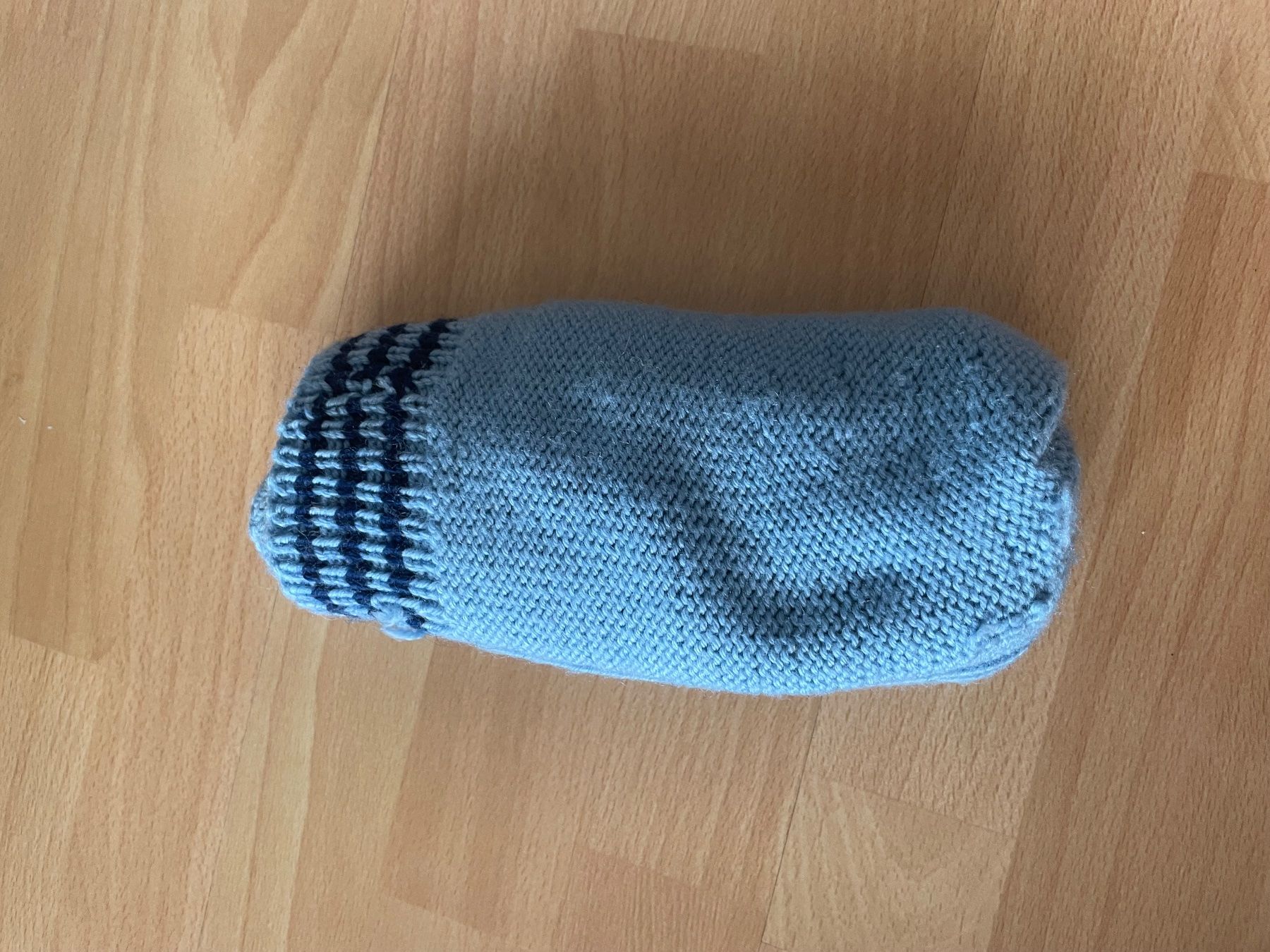 Chaussettes: Handgestrickte Socken hellblau – D'occasion à Uznach par nat_z9bb