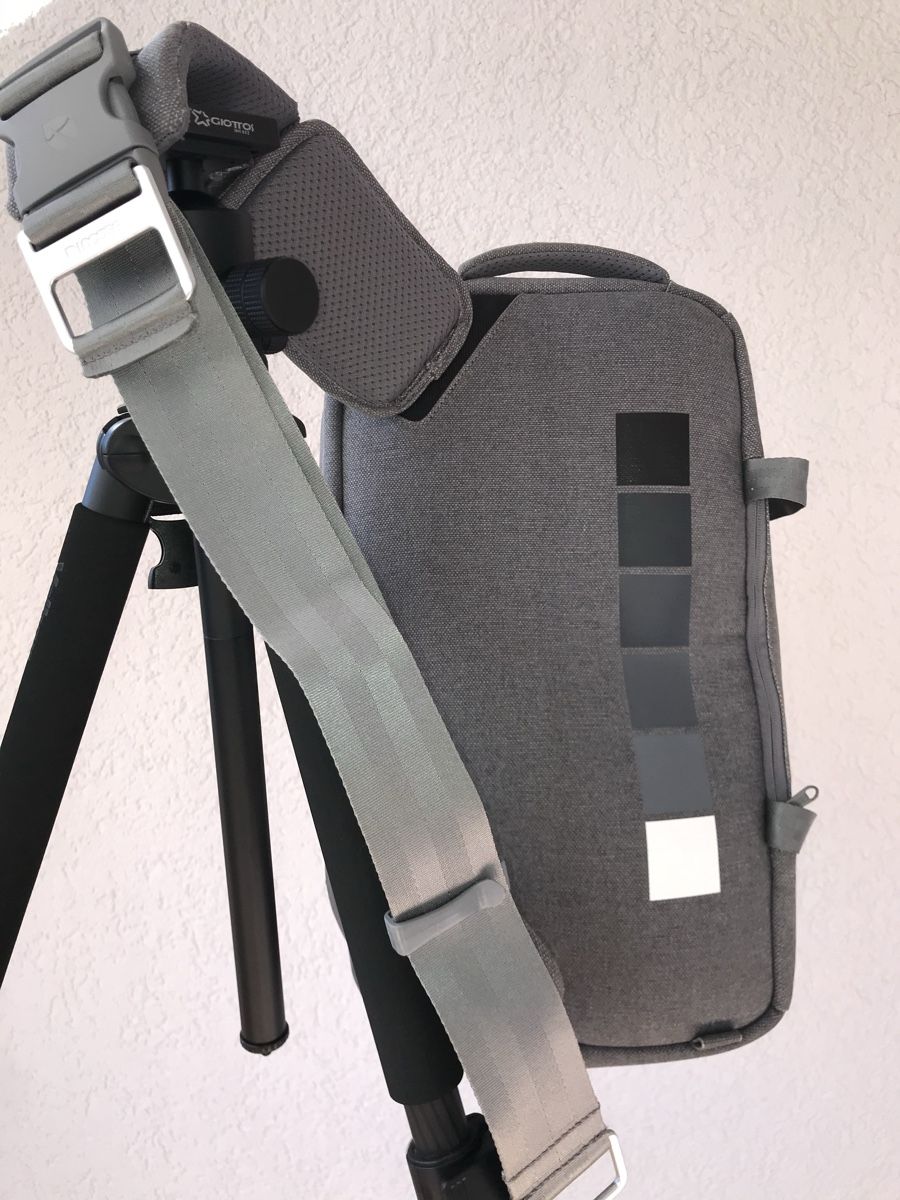 Incase Borse: Incase Sling Fototasche – Nuovo (secondo la descrizione) da Lütisburg venduto da mahee 2