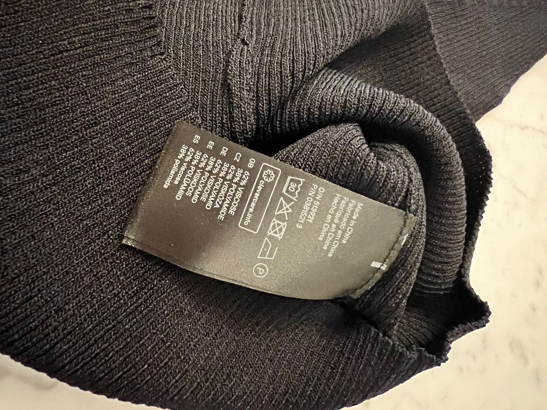 Top: Tanktop Stretch Gr34 H&M Neu – Nuovo e nell'imballaggio originale da Zürich venduto da Swissair1234 2