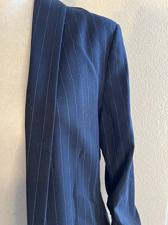 Giacche: Blazer mit feinen Nadelstreifen Grösse S – Usato da Urdorf venduto da Marybyii 1