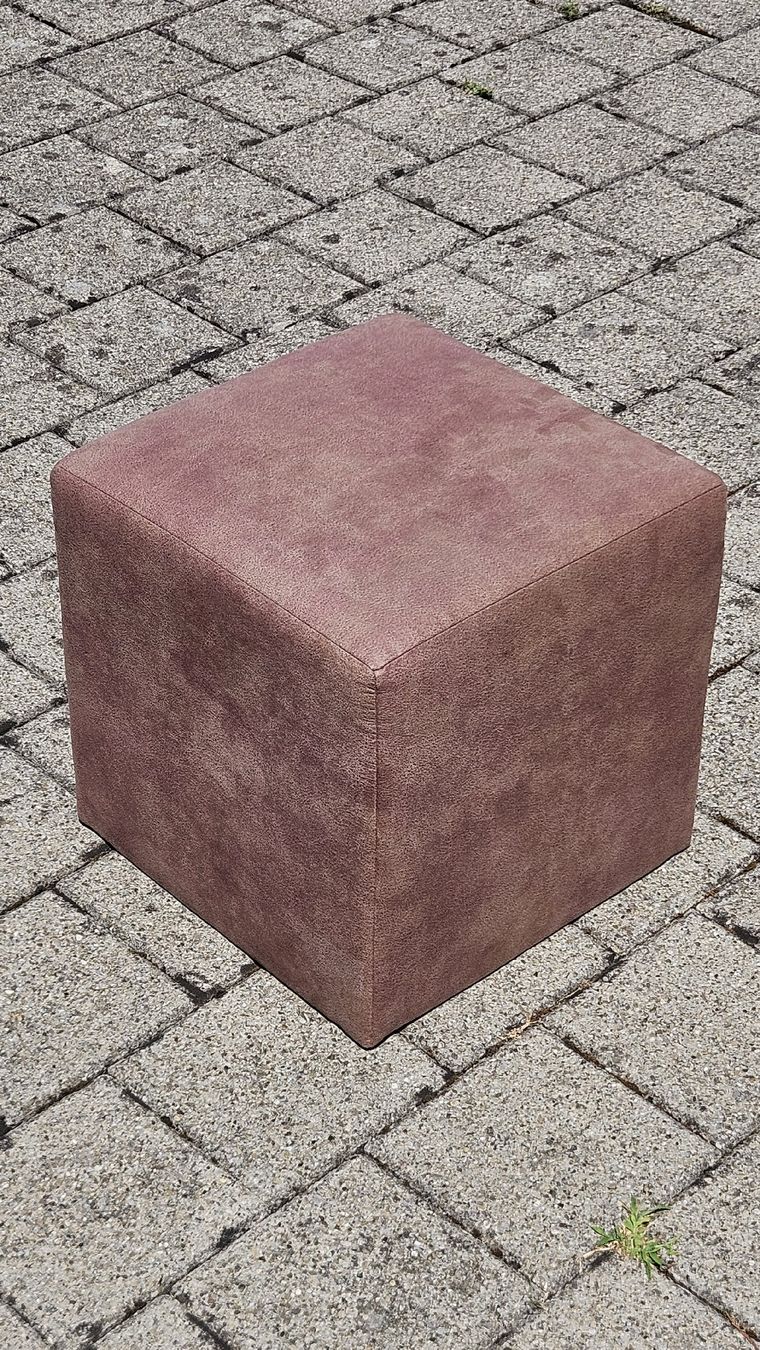 Hocker: Hocker – Neu (gemäss Beschreibung) aus Wikon von jojo812