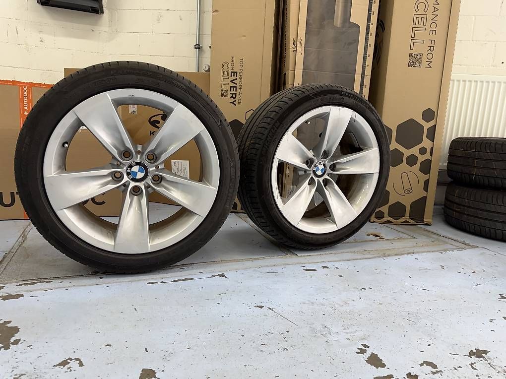 BMW Cerchioni: Bmw E 60 Kompletträder  Runflat – Usato da Zürich venduto da Bakid01
