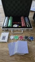 Poker Koffer mit Chips und Karten gebraucht