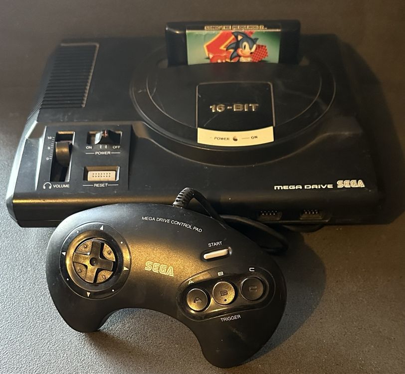 SEGA Mega Drive Konsole mit Sonic 2 (Gebraucht) in Kestenholz für CHF ...