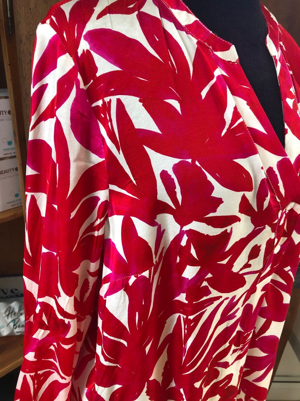 Camicette: Damen Bluse rot weiss Blumenmuster – Nuovo e nell'imballaggio originale da Arlesheim venduto da leyRum4.5 2