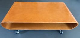 Stylischer Vintage Holz-Couch-Tisch mit 4 Rollen