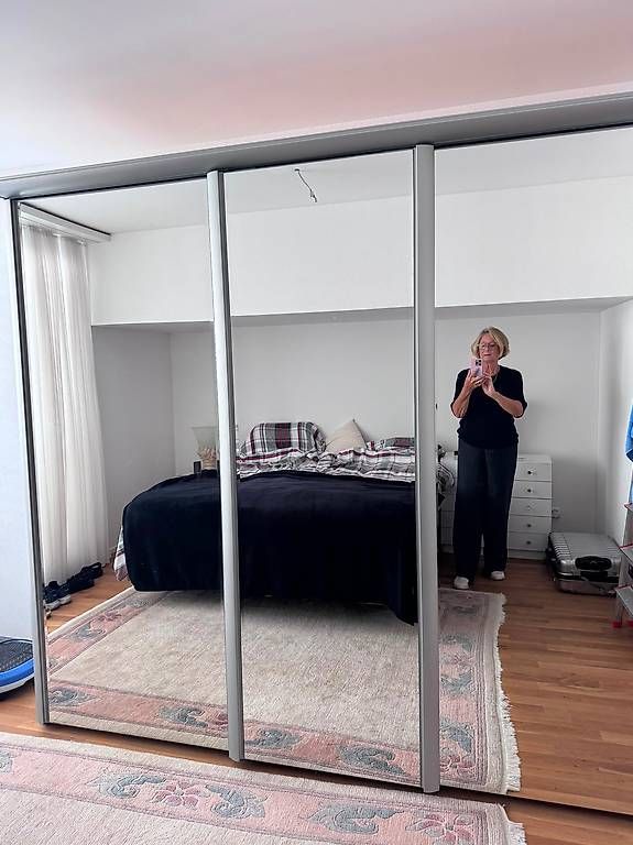 Armoires miroirs: Spiegelschrank  – D'occasion à Merlischachen par Gitta-13