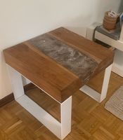 Table basse ou bout de canapé en chêne massif