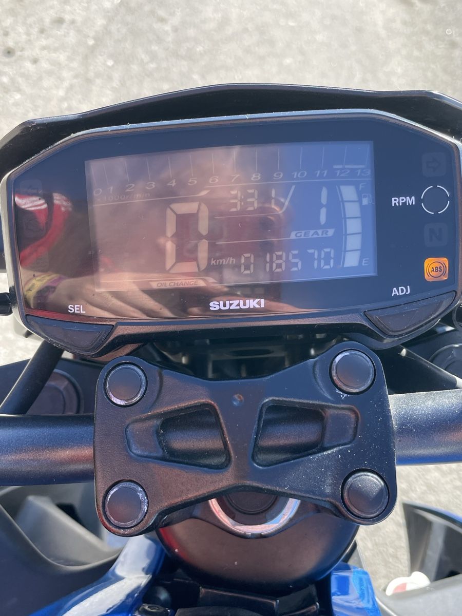 Suzuki Route: Suzuki Motorrad 125ccm  – D'occasion à Gstaad par ani_ng6r 4