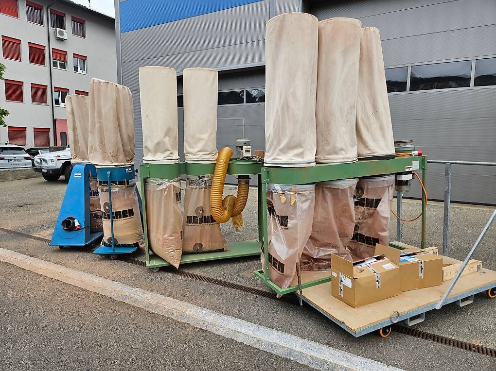 Tutte le macchine: Entstaubung / Absauganlage – Usato da Beringen venduto da bbs_f7ns