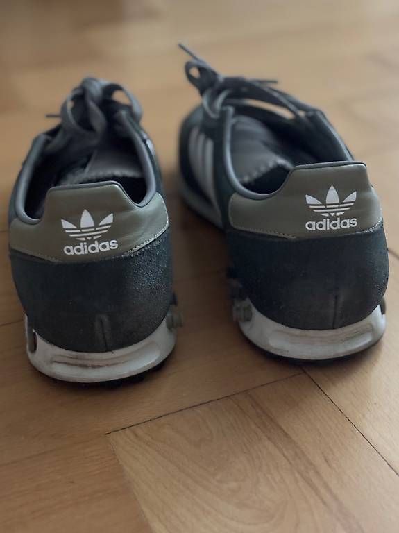 Herrenschuhe: Adidas Sneaker – Gebraucht aus Bern von Milena2323 1