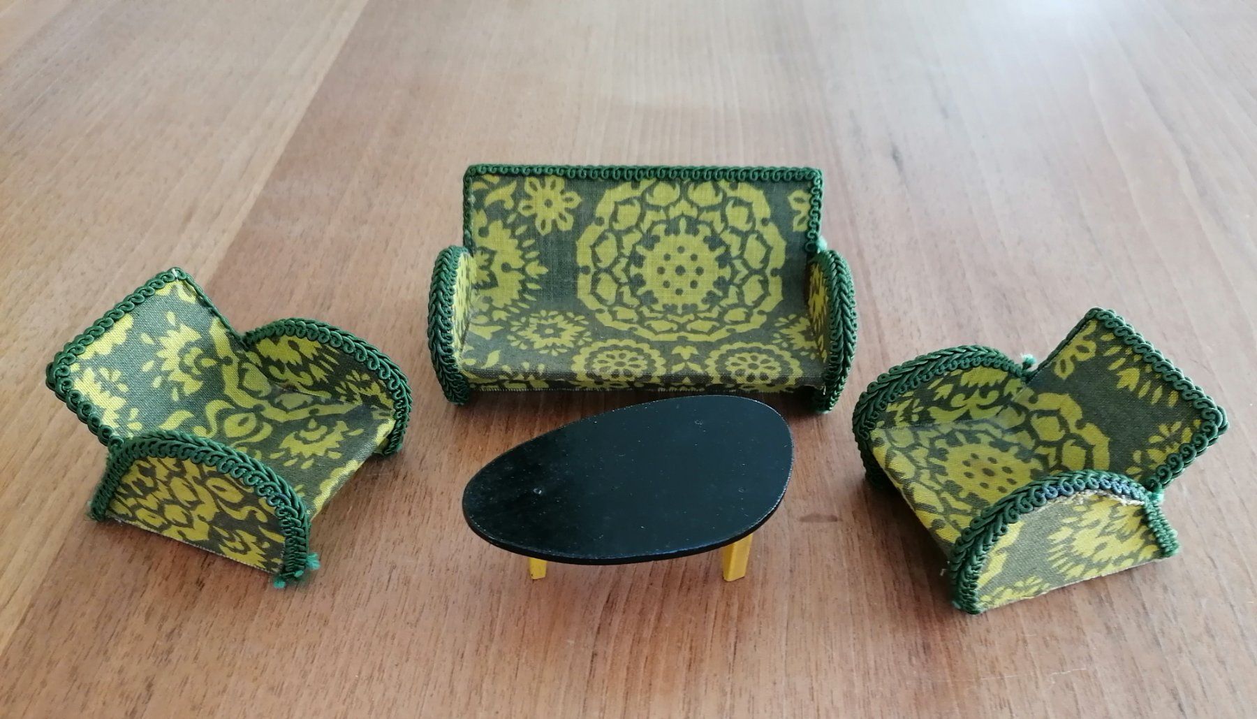 Case e mobili per bambole: Alte Puppenhausmöbel Retro – Usato da Schötz venduto da Gisre 1