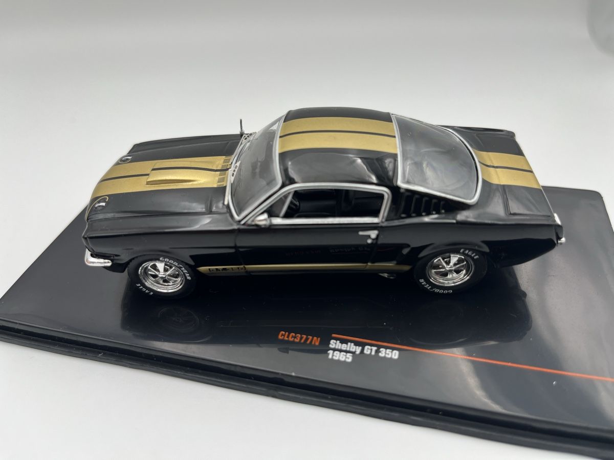 IXO Modellautos: Shelby GT 350, IXO 1:43 – Gebraucht aus Broc von Jenson7 1