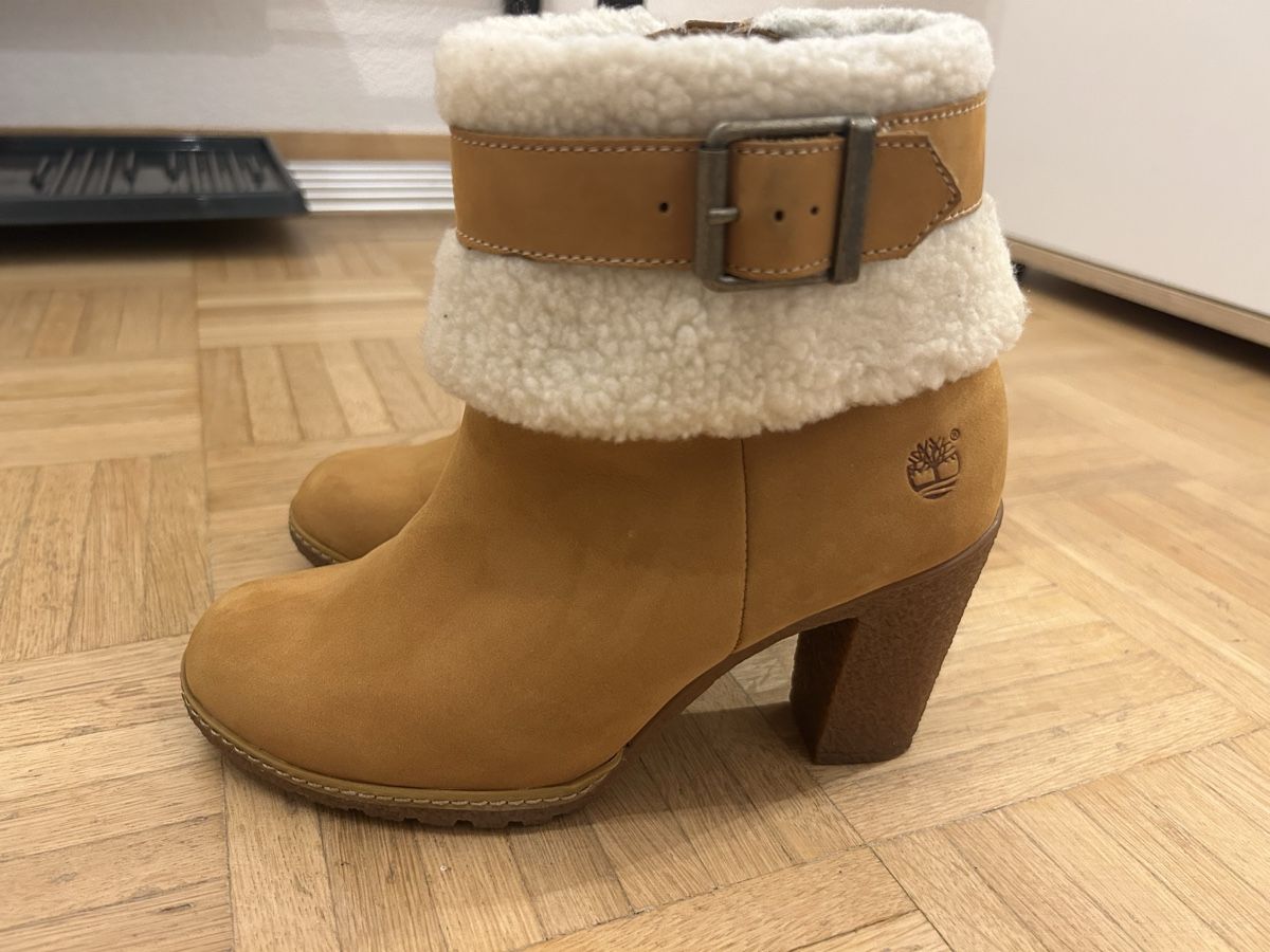 Timberland Chaussures femmes: Timberland Damenschuh – D'occasion à Laupen ZH par JasRahBee