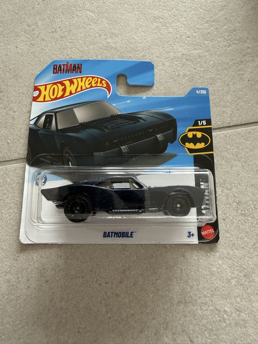 Hot Wheels Modellini d'auto: Hot Wheels - Batmobile bleu – Nuovo e nell'imballaggio originale da Yvorne venduto da AutoCollectionneur