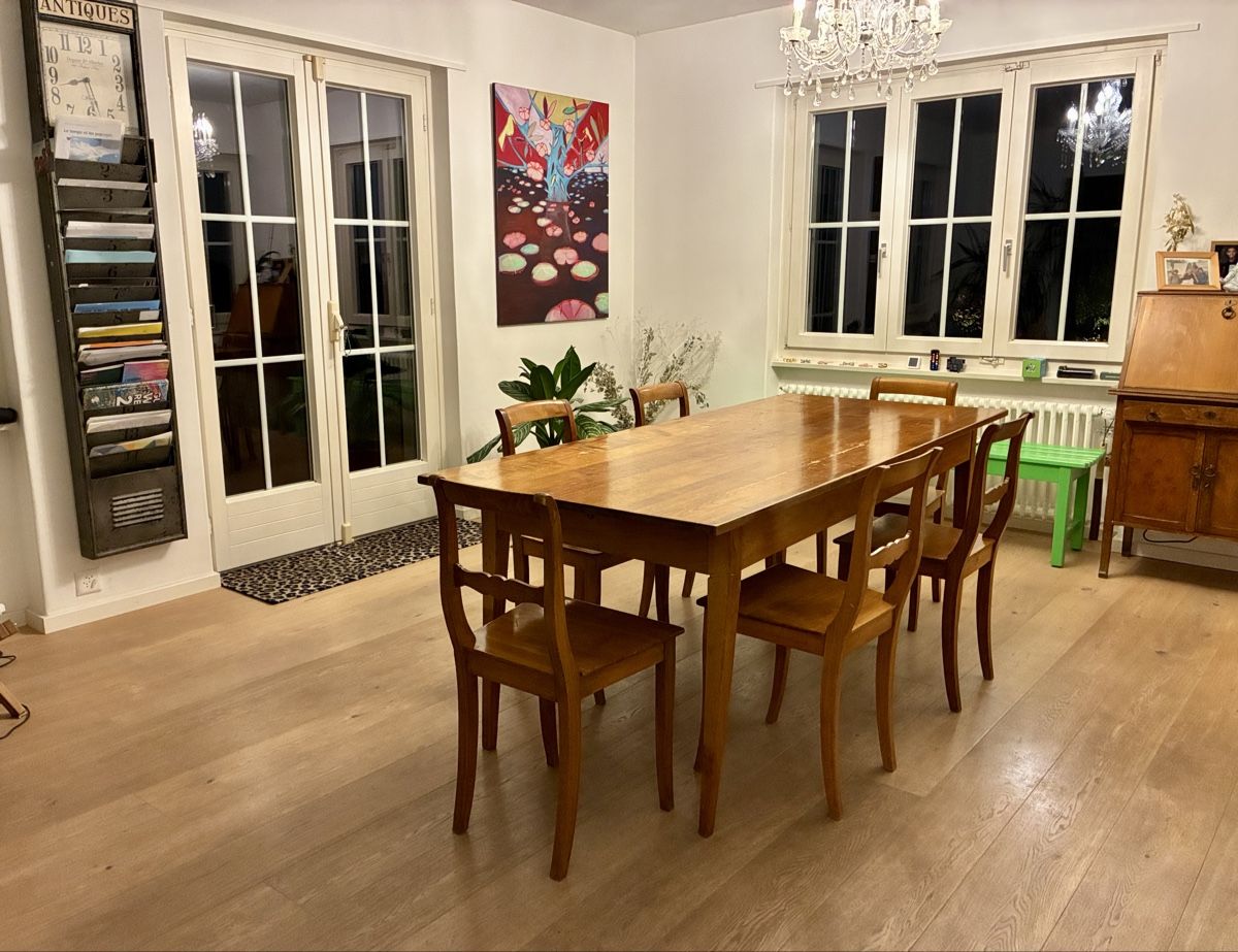 Tavoli: Biedermeier Tisch mit 6 Stühlen – Usato da Liebefeld venduto da stephan22222