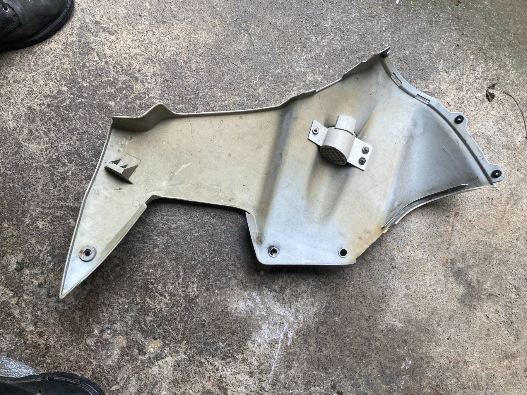 Yamaha Tutti i ricambio per moto: Yamaha Super Tenere 750 – Difettoso da Filzbach venduto da Sugi7 2
