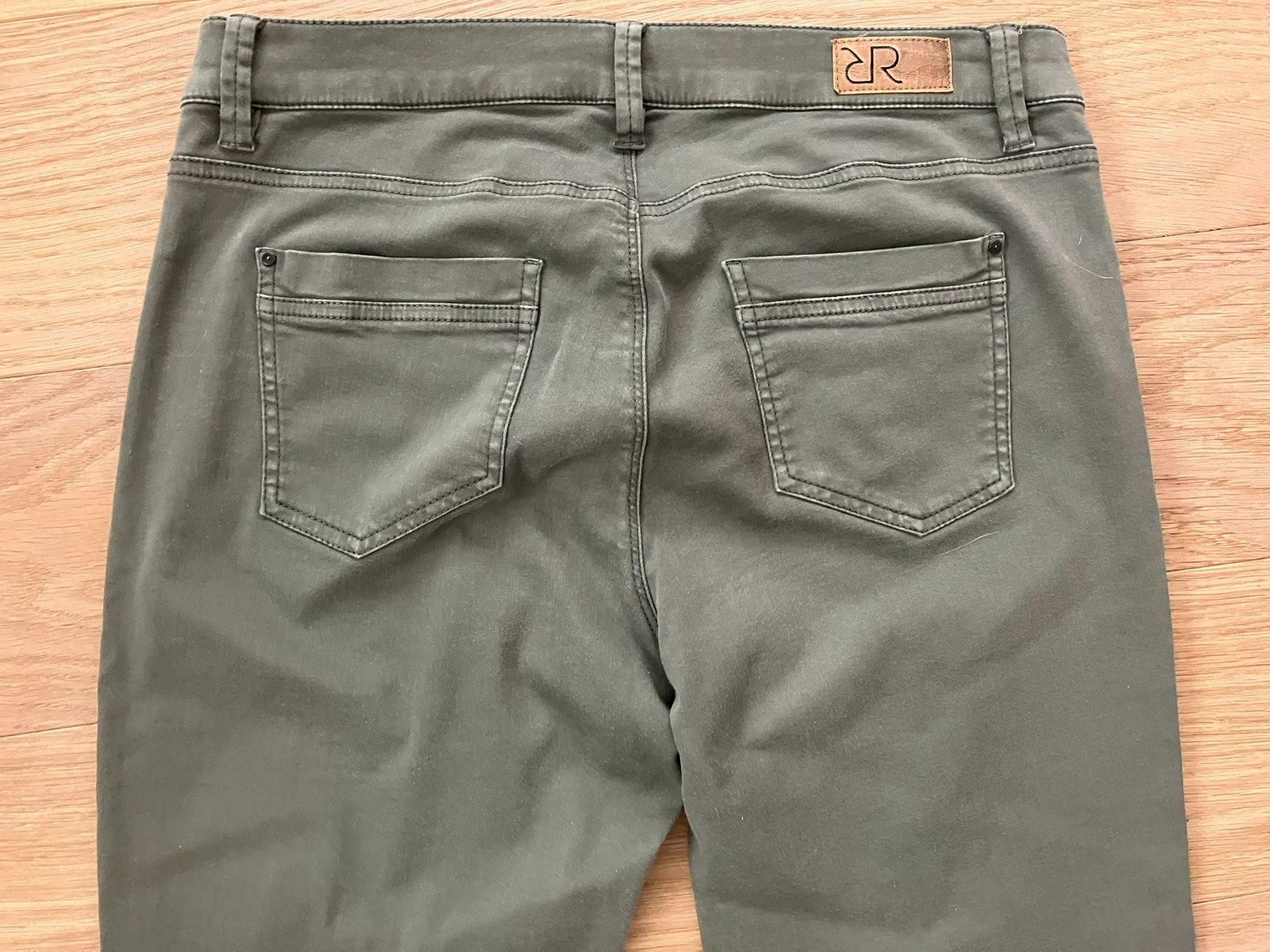 Raffaello Rossi Pantaloni: schmalgeschnittene Raffaello Rossi Hose – Usato da Weinfelden venduto da Esche1 5