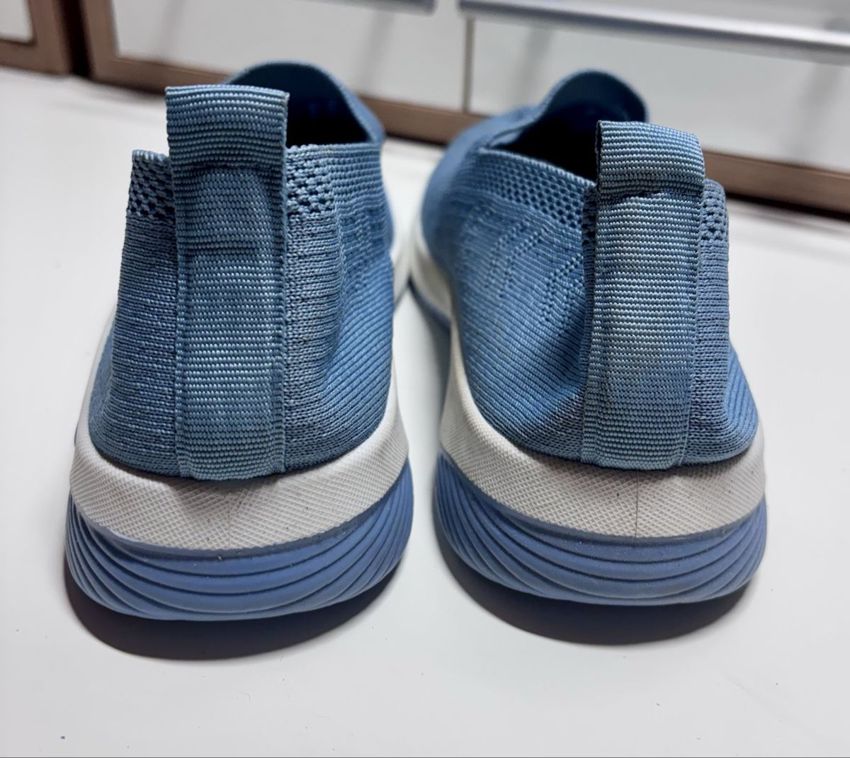 Scarpe da donna: Sommerschuhe - luftdurchlässig, leicht - Gr. 39 – Usato da Bern venduto da Osino 1