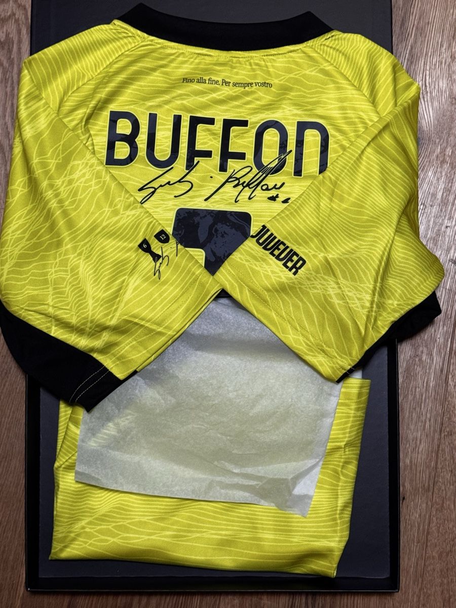 Juventus Canottiere & Pantaloni: Trikot Gianluigi Buffon signiert – Nuovo e nell'imballaggio originale da Bern venduto da maceo68 1