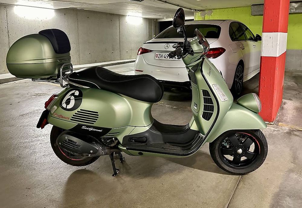 Scooter Vespa Gts 300 Giorni Usata Motorbike Piaggio Vespa Gtv 300