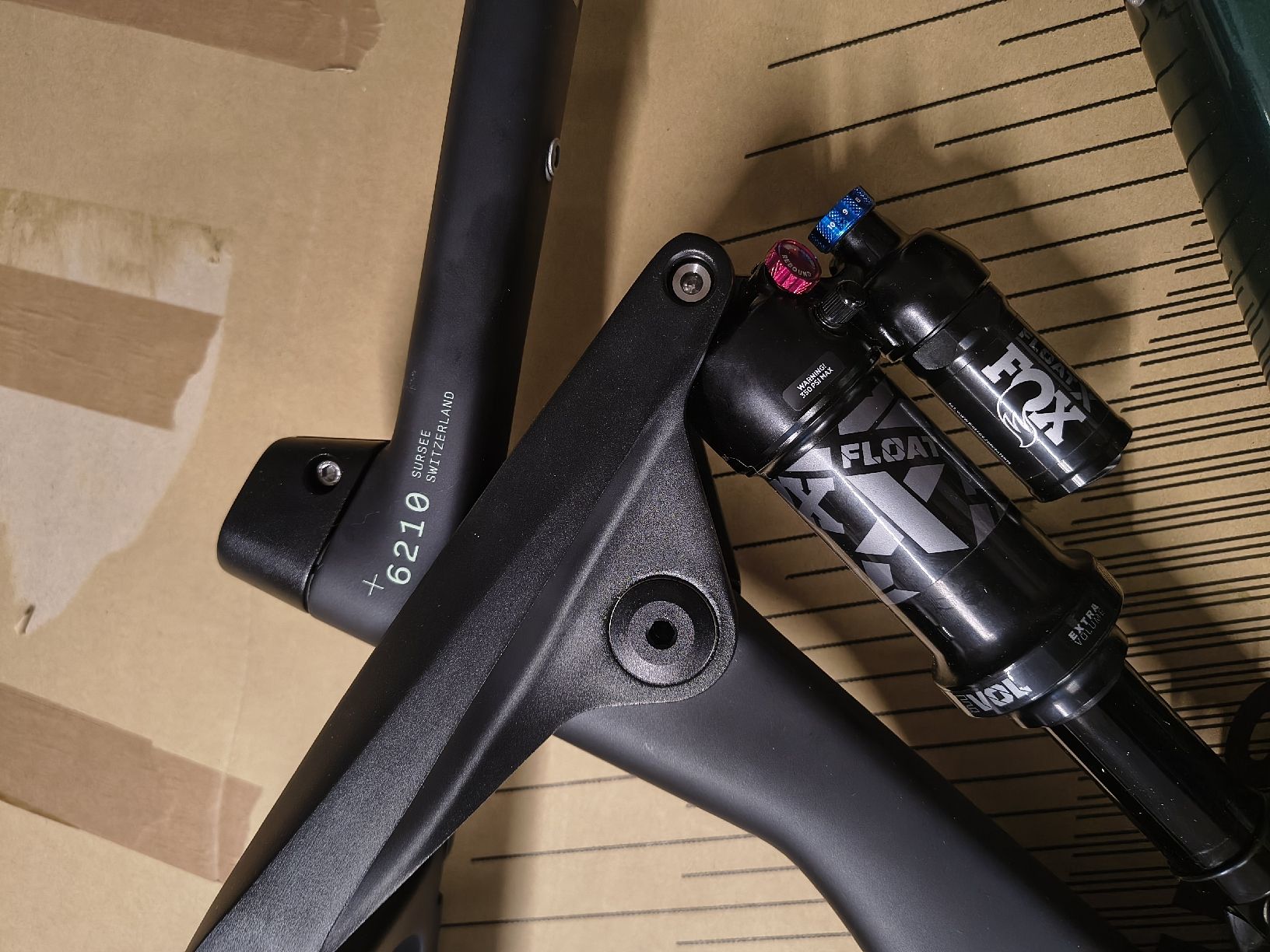 Bixs Pezzi di ricambio: Bixs Lane Team Carbon Rahmen MIT Fox Float x!! – Nuovo e nell'imballaggio originale da Tegna venduto da van_9cdw 1