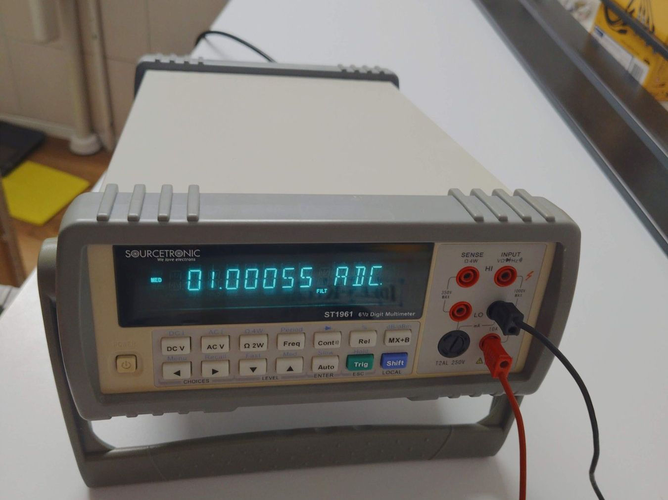 Misurare: Multimeter Sourcetronic ST-1961 gebraucht – Usato da Fürigen venduto da stadlepa