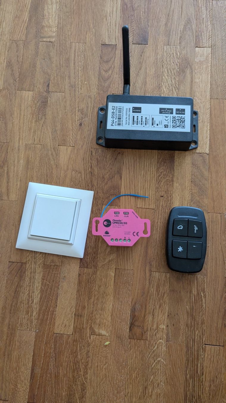 DigitalSTROM Componenti elettronici: digitalSTROM Smarthome Komplettpaket – Usato da Münchenbuchsee venduto da heinz-5 6